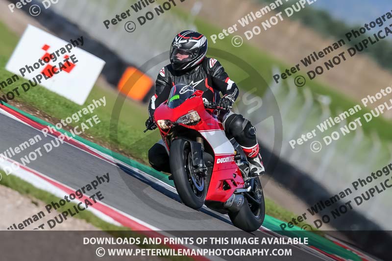 Donington;PJ Motorsport Photography 2020;donington no limits trackday;donington park photographs;donington trackday photographs;no limits trackdays;peter wileman photography;trackday digital images;trackday photos